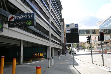 Early bird parking hobart  To park your car off street for the day, rates range from $10/day with Parkhound to $23/day using council car parks and traditional operators